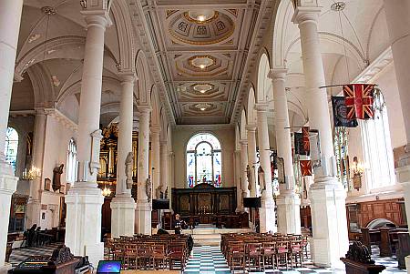 St Sepulchre Newgate - The Nave